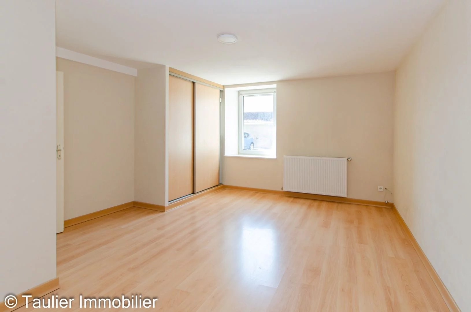 Appartement Chatte 2 piece(s) 47 m2