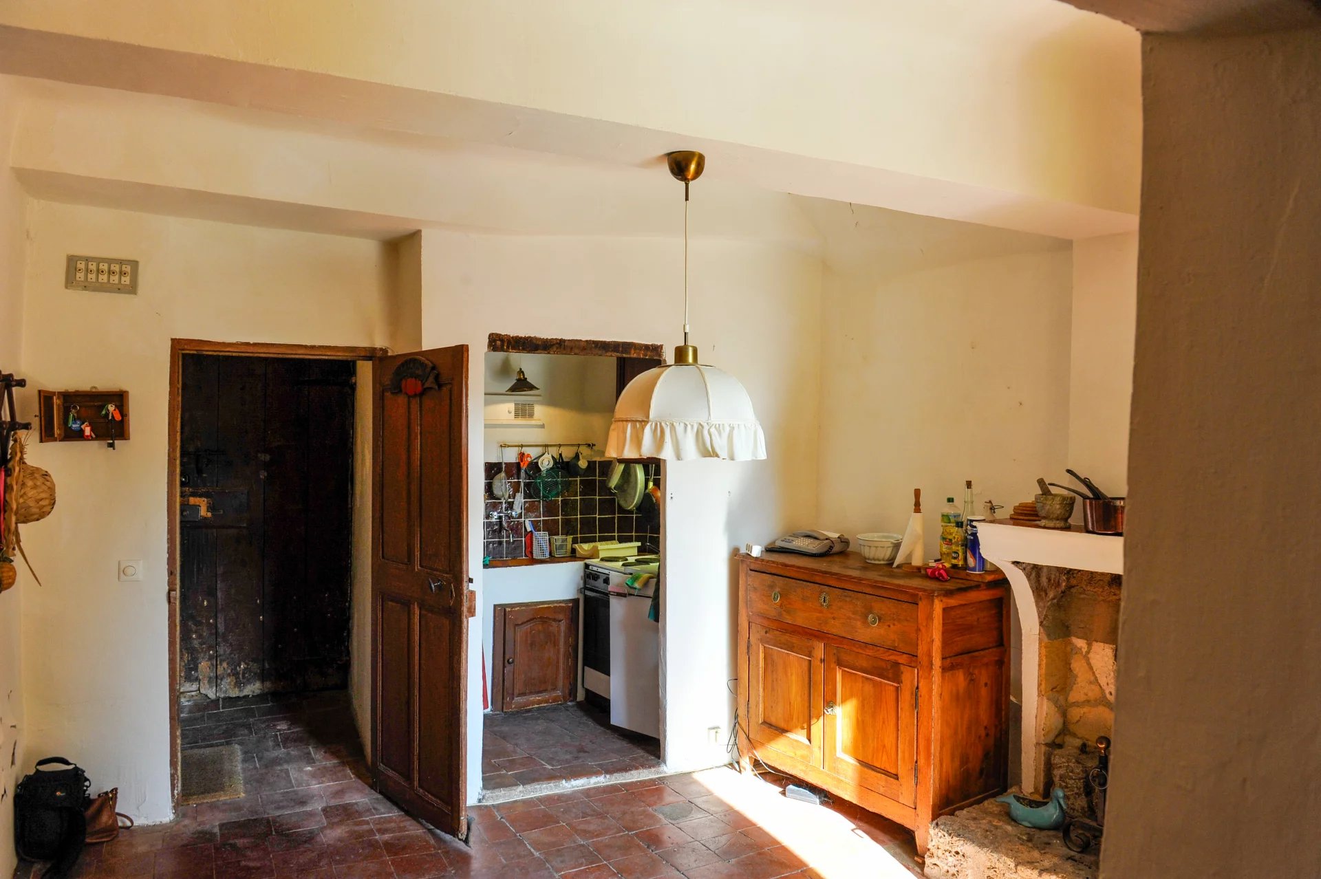 Charming townhouse to renovate - Cotignac