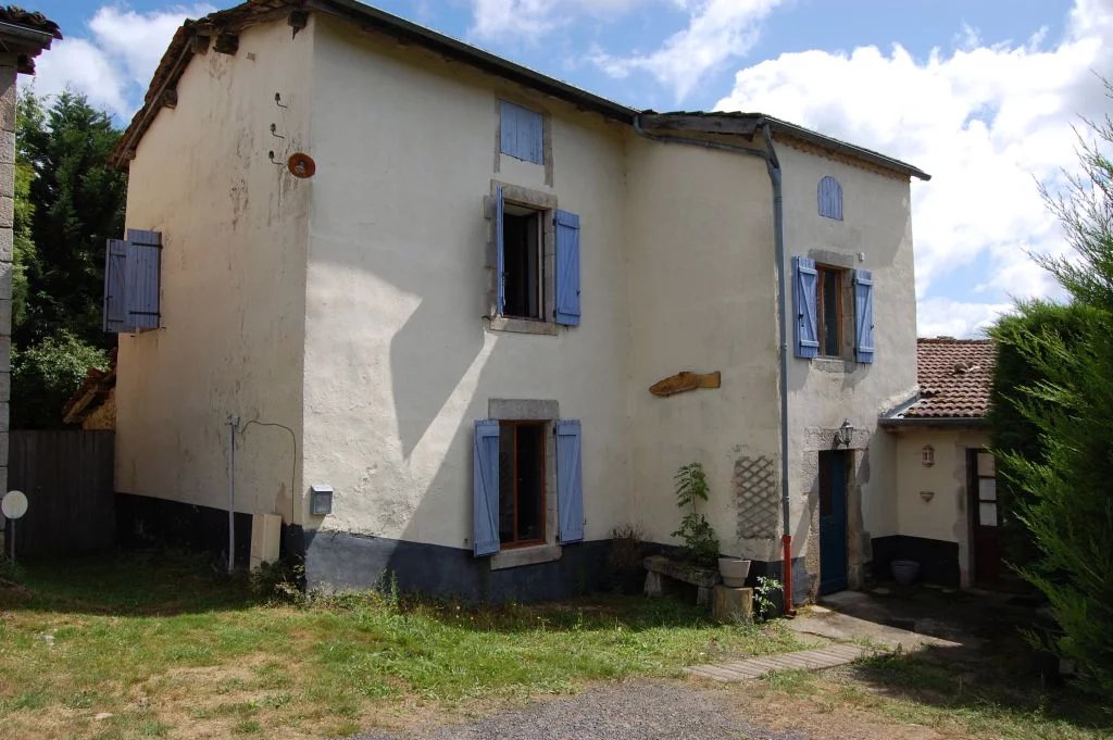 Puy-de-Dôme - Maison dans hameau avec piscine et vue panoramique