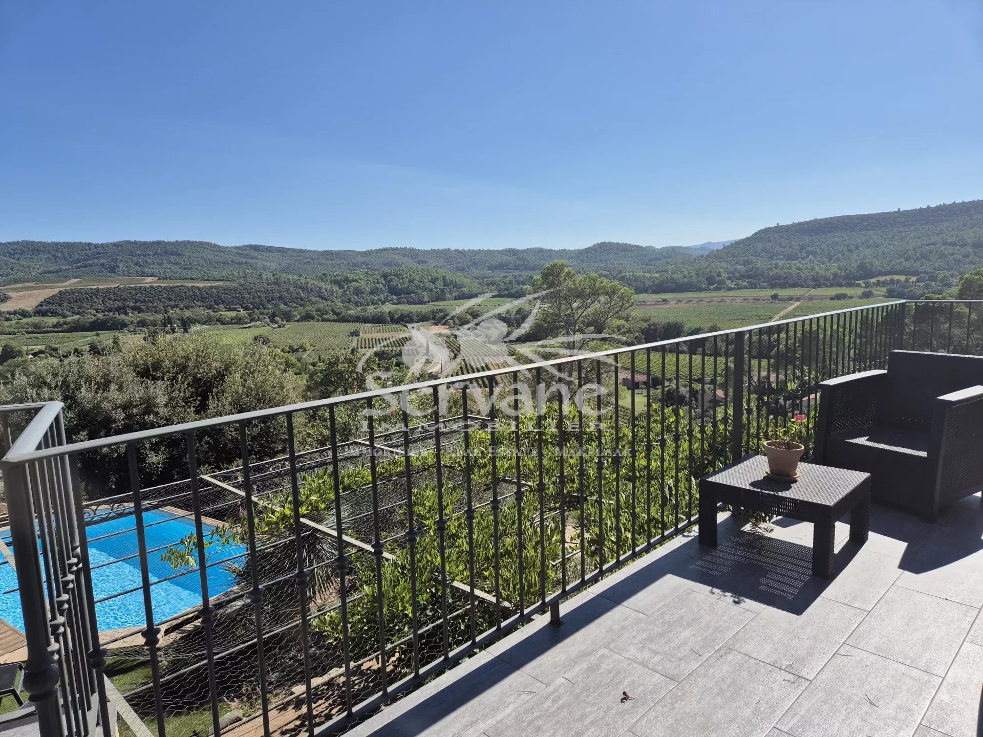 MONTFORT SUR ARGENS LARGE 4 BEDROOMS VILLA T5