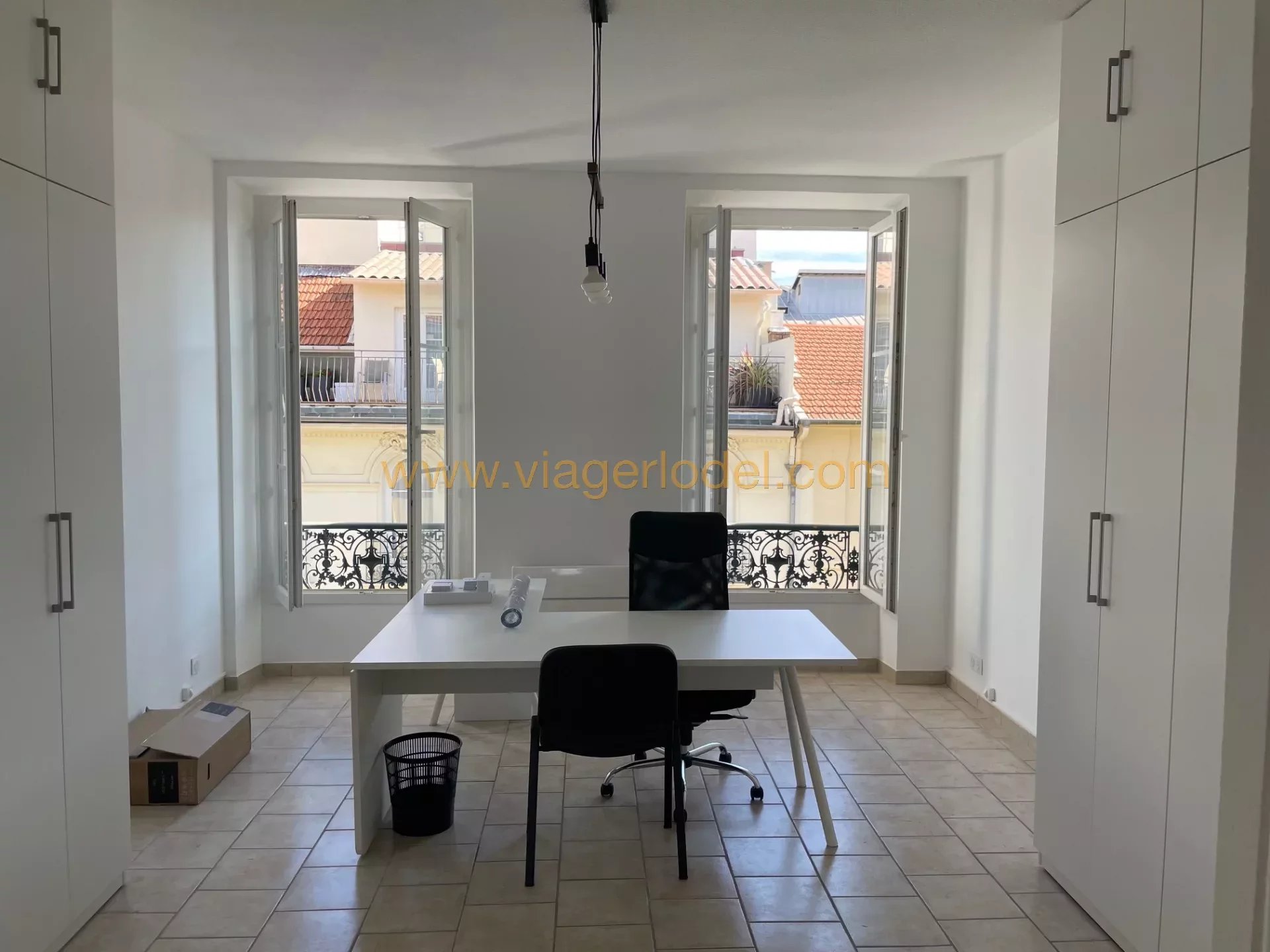 REF 9594 - LOCATION NICE (06) RUE PAUL DEROULEDE PROCHE AVENUE JEAN MEDECIN ET NICE ETOILE APPARTEMENT DE 5 PIECES