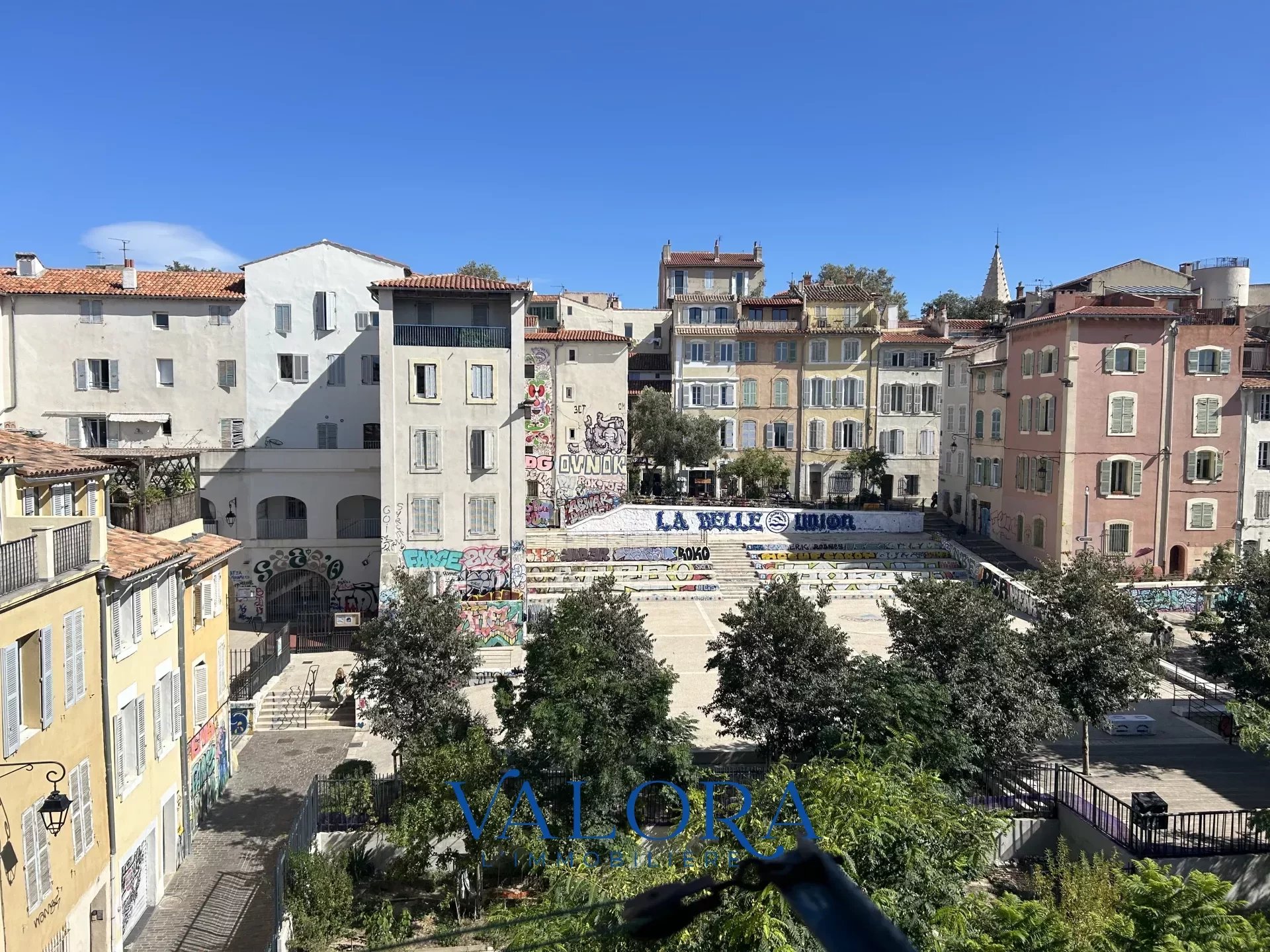 Appartement au calme avec vue au cœur du Panier