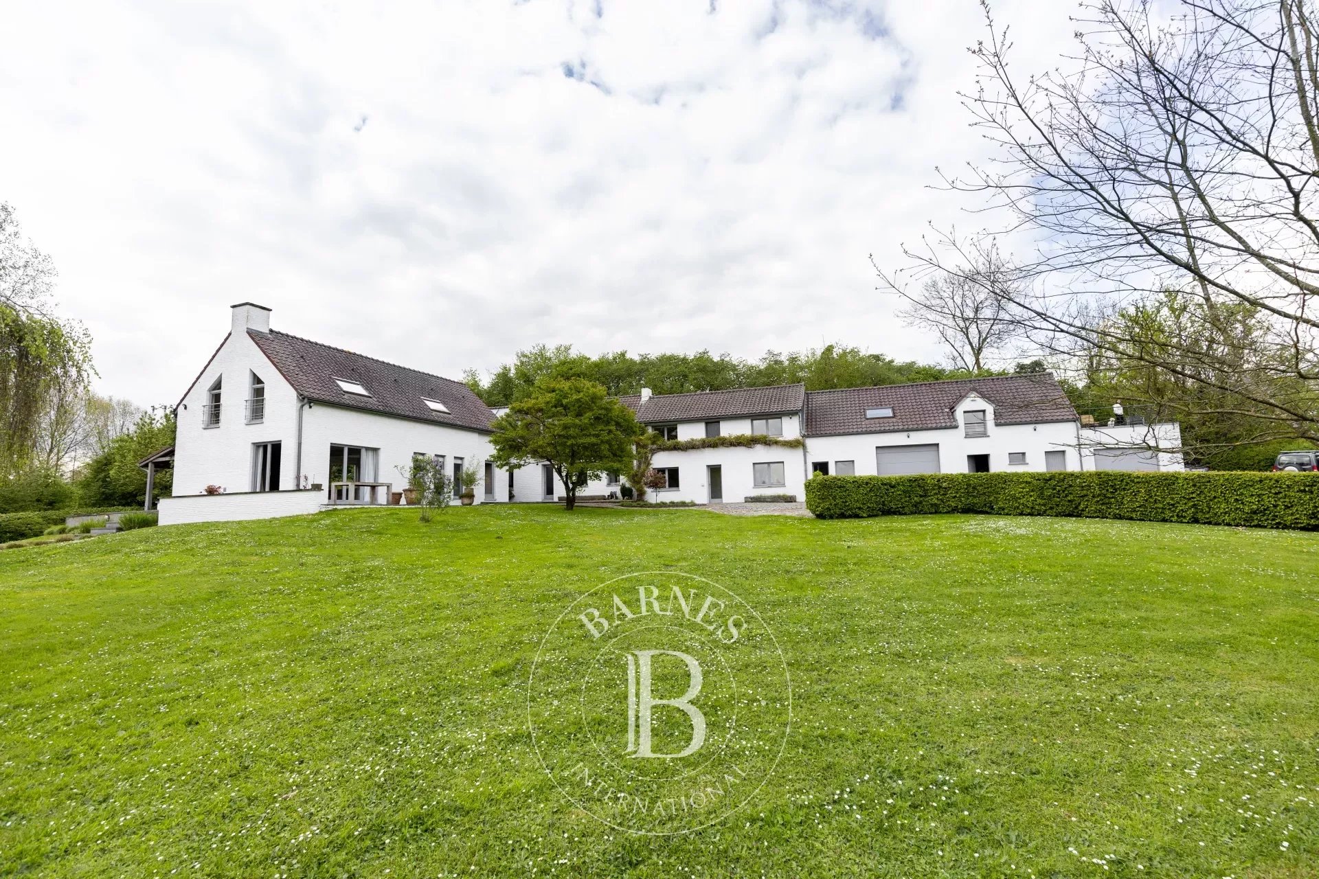 Prestigious home in Bornival - 2ha79a30ca