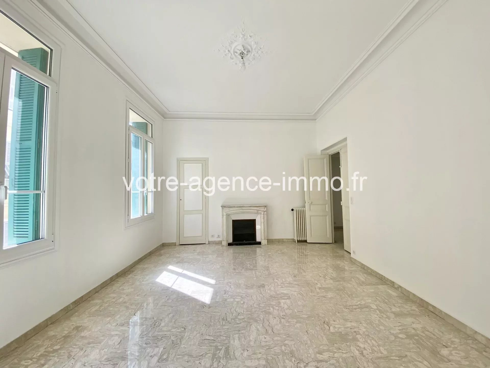 Nice- Foch / Location vide 4-5p 128m²/ 2150€