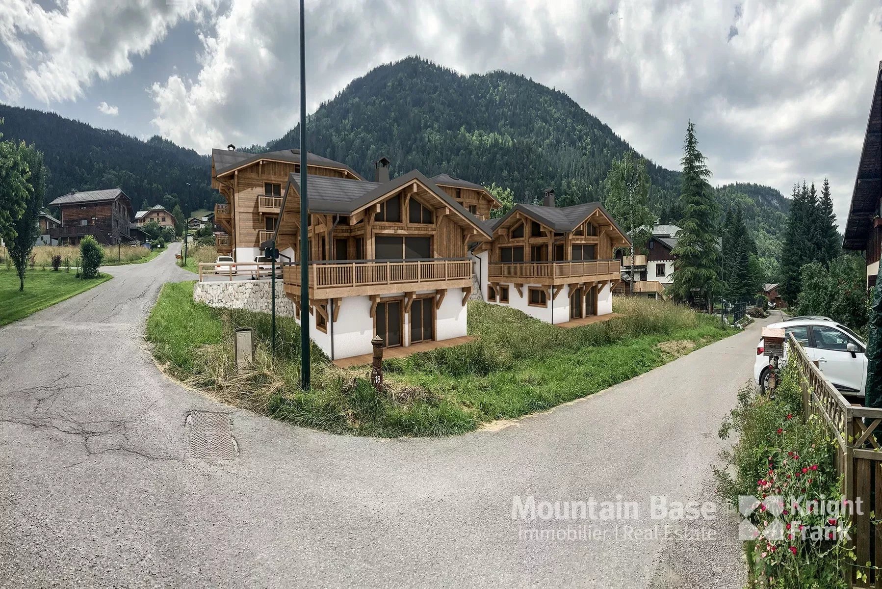 A newly built 4-bedroom duplex apartment in Essert Romand Accommodation in Chamonix