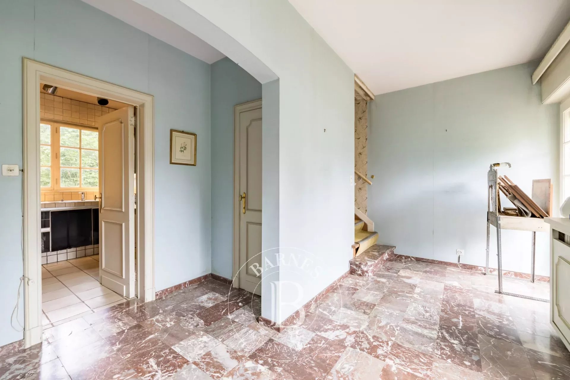 Villa with great potential on the edge of The Forêt de Soignes