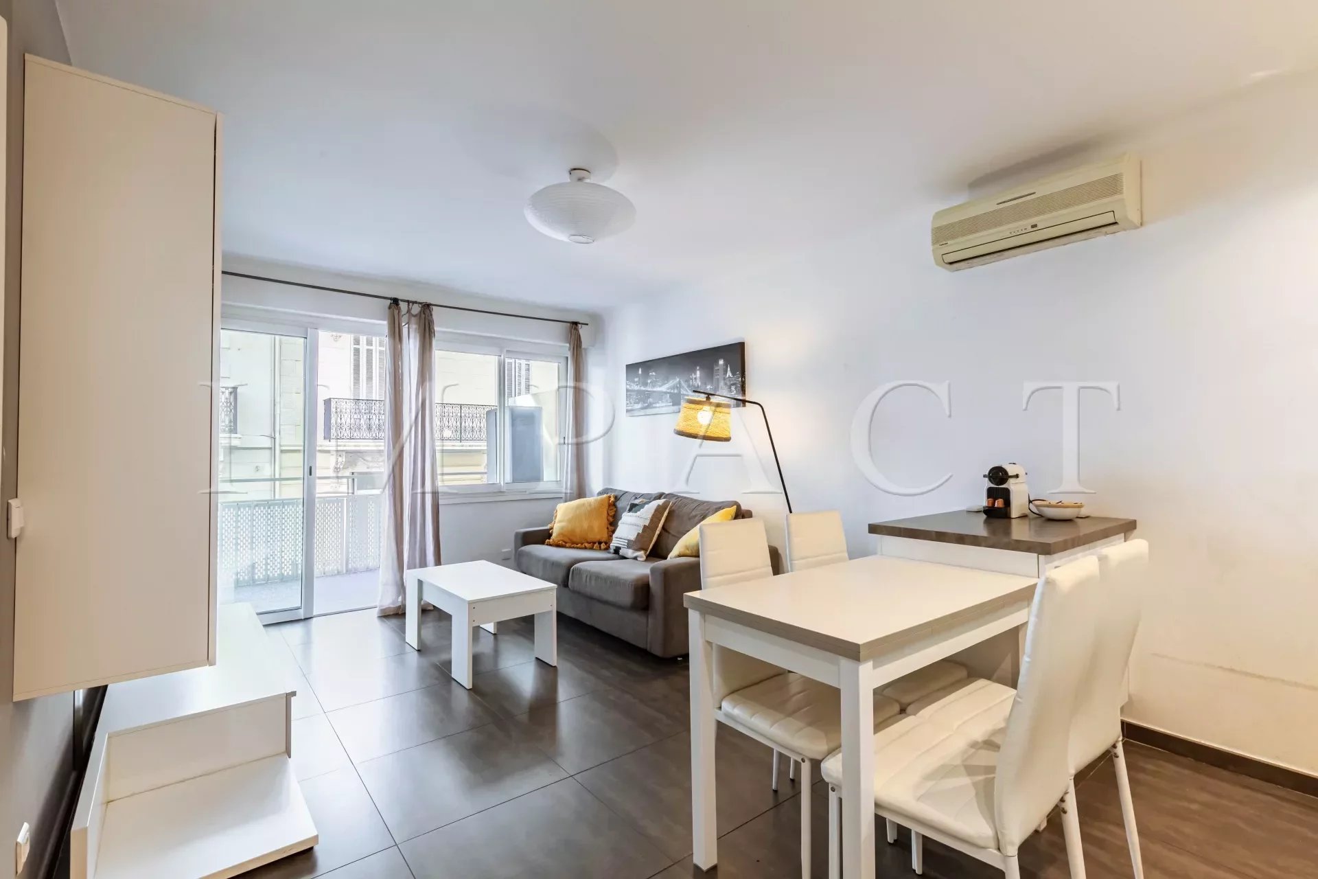 Sale Apartment Cannes • Banane