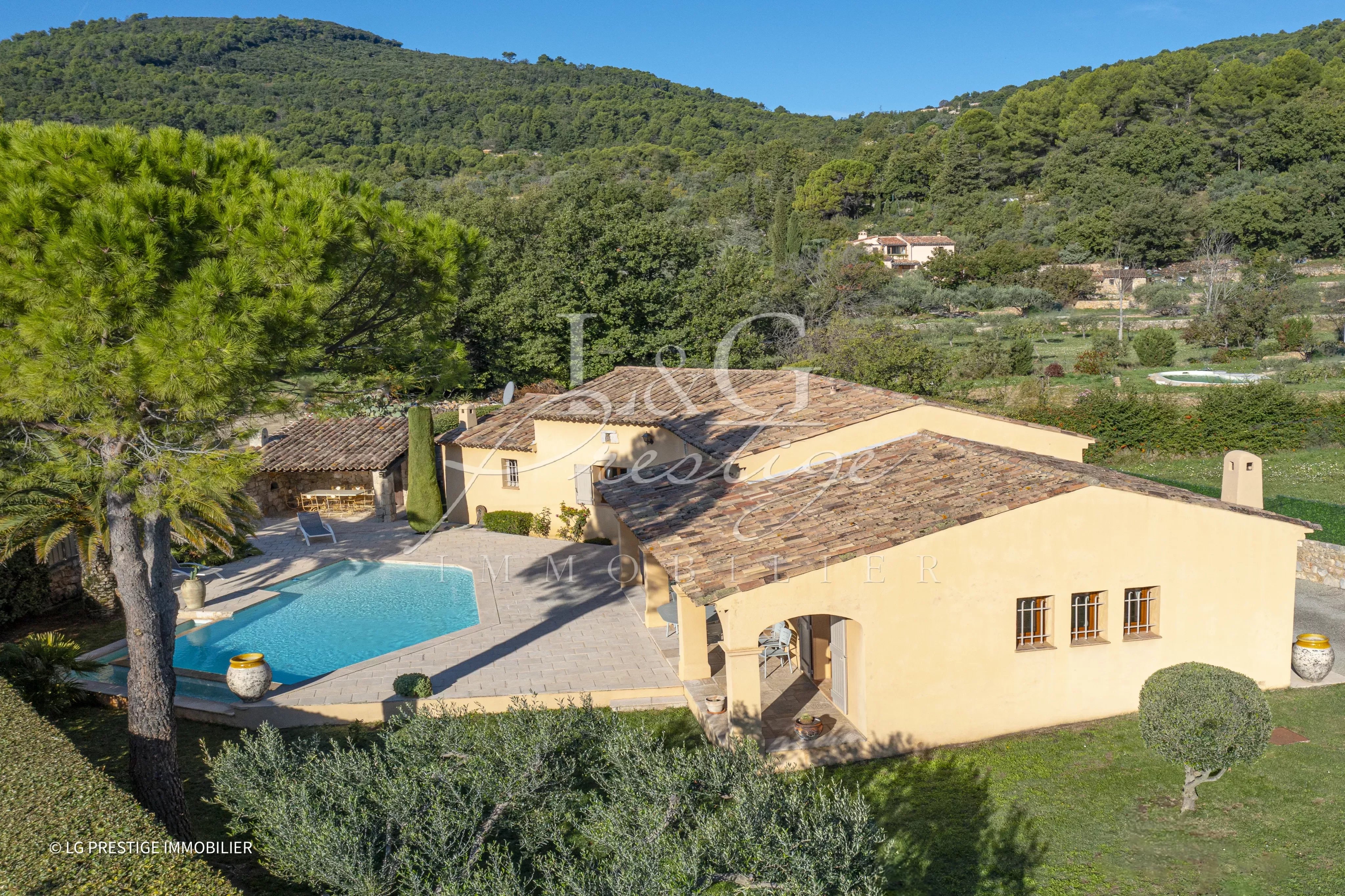 83440 SEILLANS VILLA