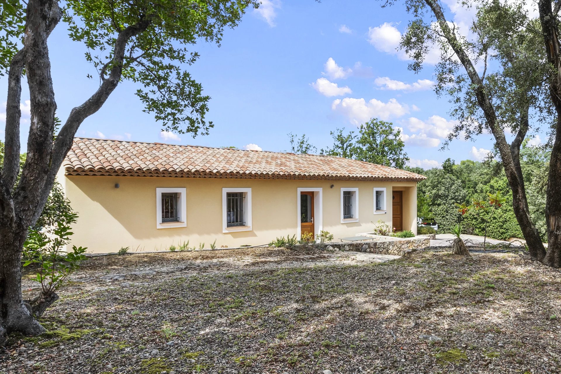 Beautiful modern single storey villa - Draguignan