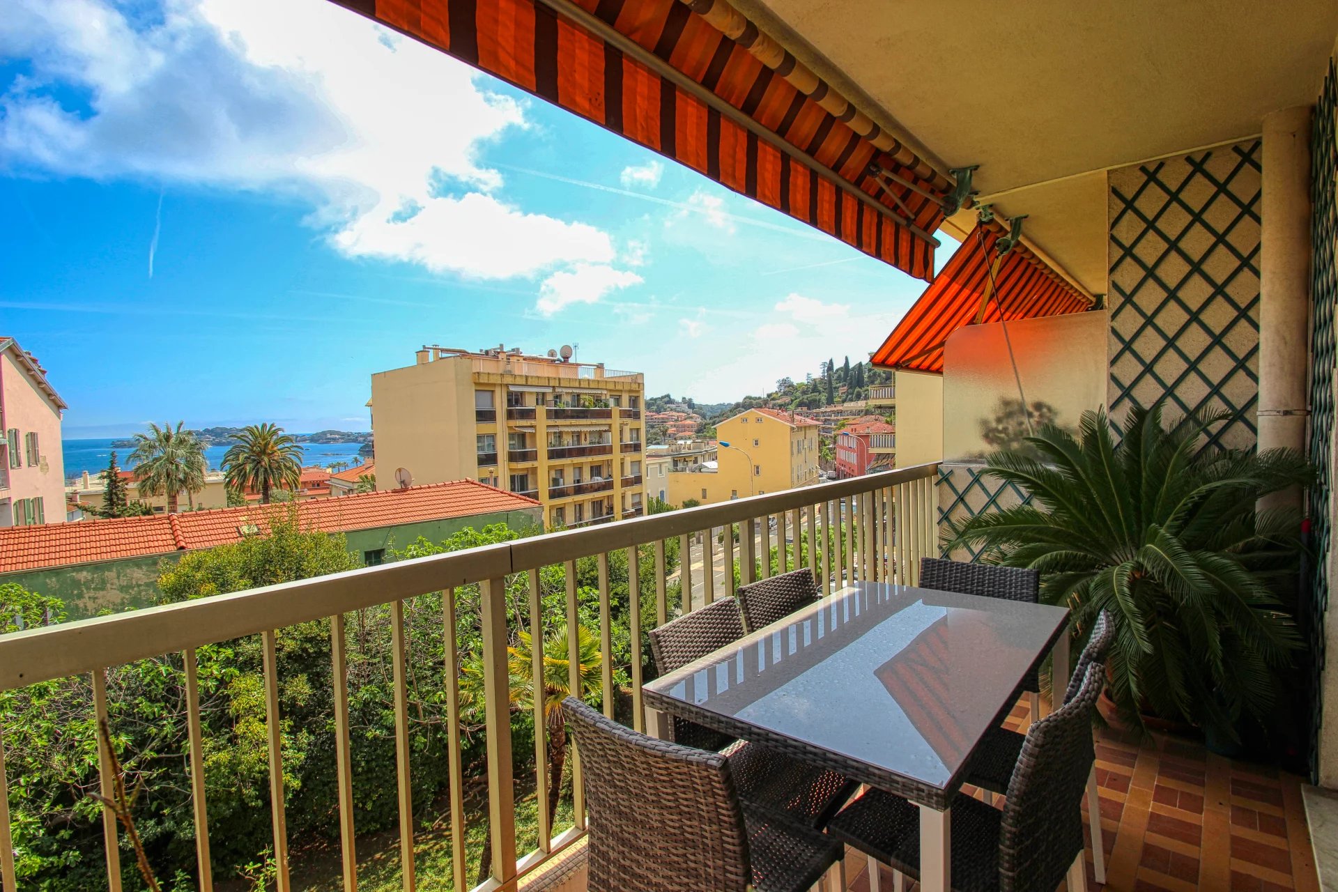 BEAULIEU SUR MER | SPACIOUS 2-ROOM APARTMENT | 60m² | SEA VIEW