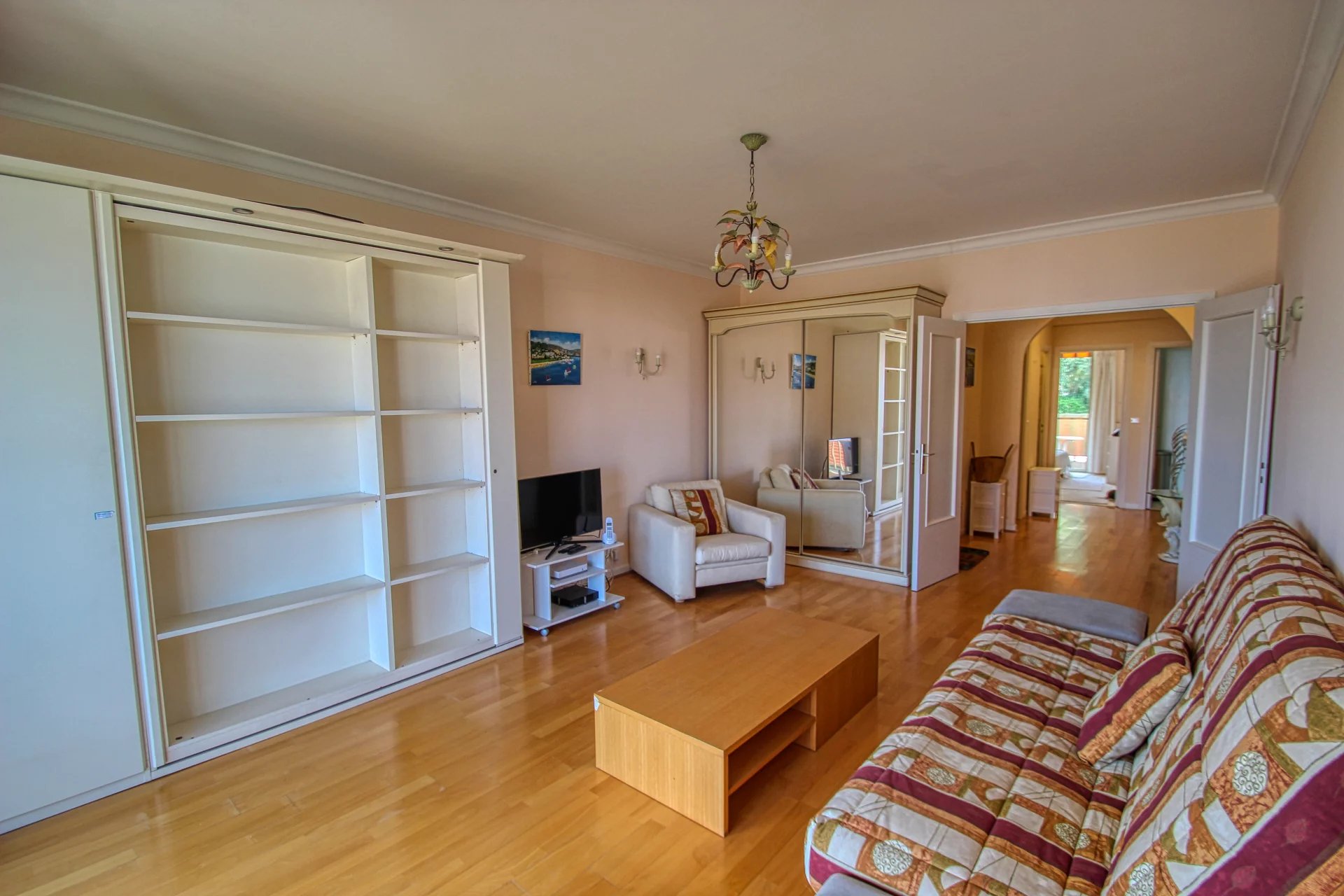 BEAULIEU SUR MER | SPACIOUS 2-ROOM APARTMENT | 60m² | SEA VIEW