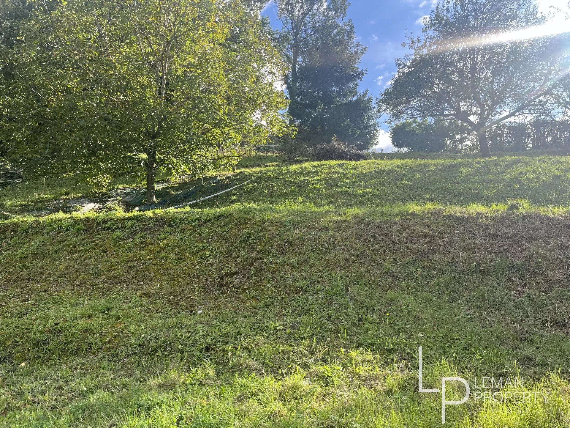 À vendre : Terrain constructible au Lyaud