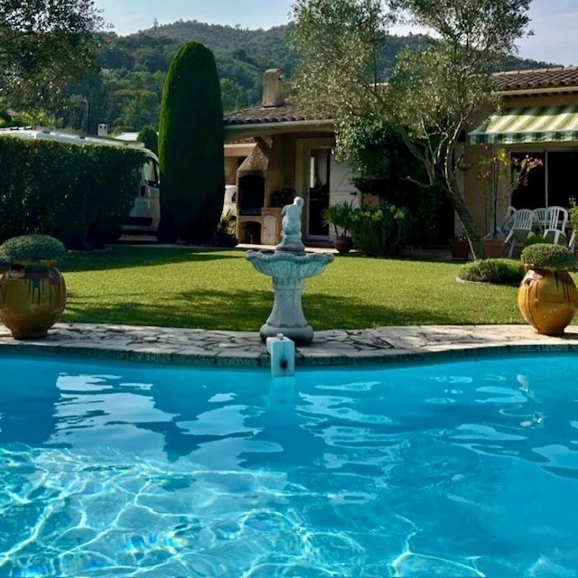 Villa provençale avec piscine