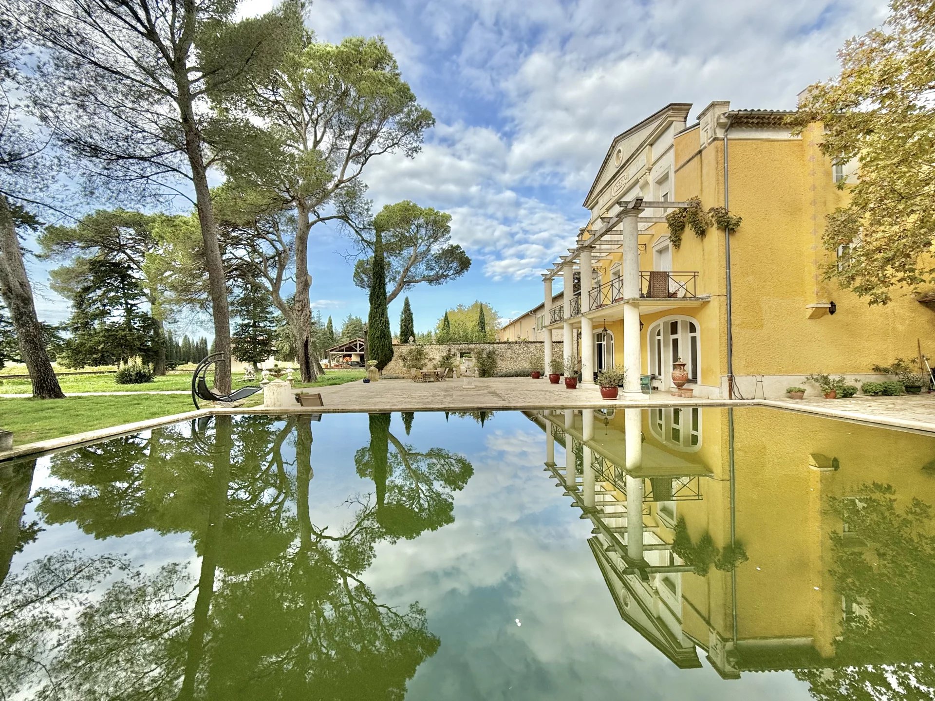 CHÂTEAU VITICOLE / AOP COTEAUX D’AIX