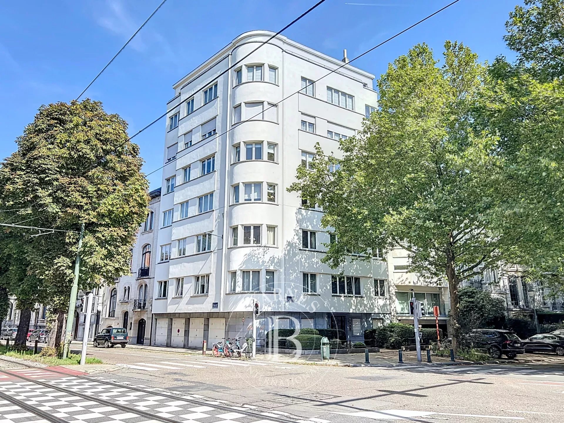 Molière - Bright penthouse with terrace