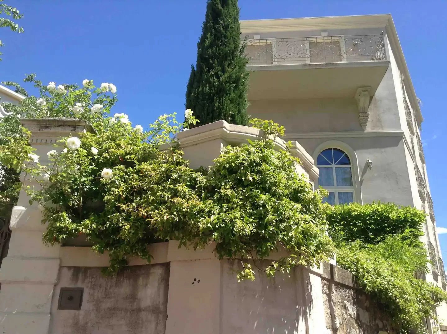 CANNES SALE MAGNIFICENT HOUSE 5 MINUTES FROM THE CITY CENTER