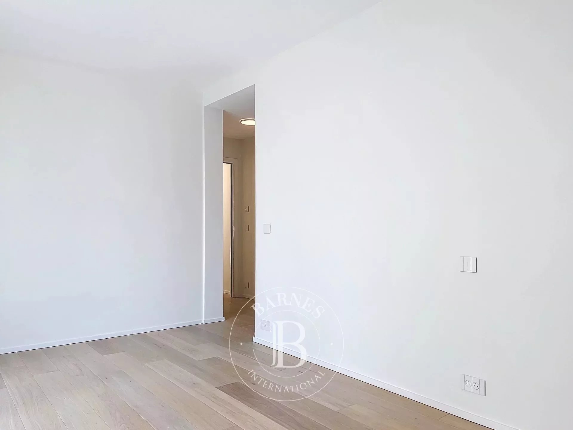 New apartment - 3BDR - Parc Seny