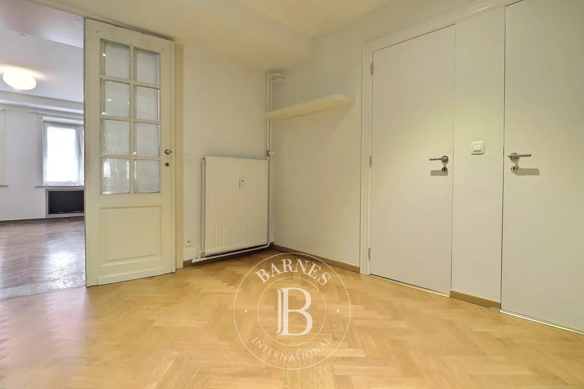 Close to Avenue Molière - 3-beds duplex + garden + terrace