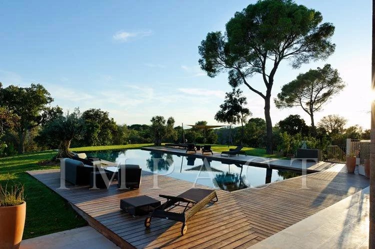 Villa with pool for rent Saint-Raphael