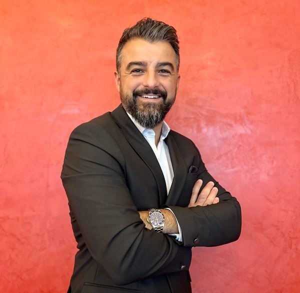 Antony OLIVERO
