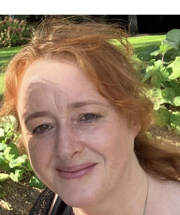 Julie YOUNG