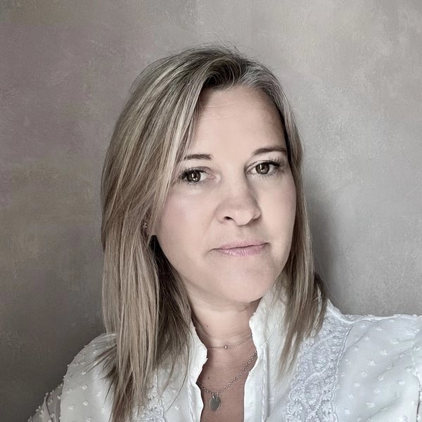 Emmanuelle PARKER