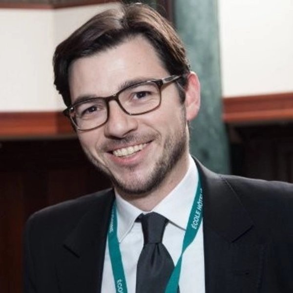 Tony OLIVEIRA
