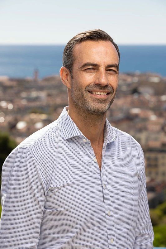 Arnaud SBIRRAZZUOLI