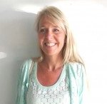 Esther VAN NIEUWENHUIZEN