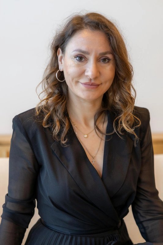 Desi JUNCA-GABEROVA