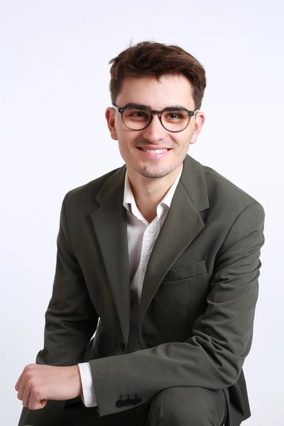Andrea MANGEN