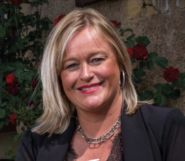 Anne GERHART