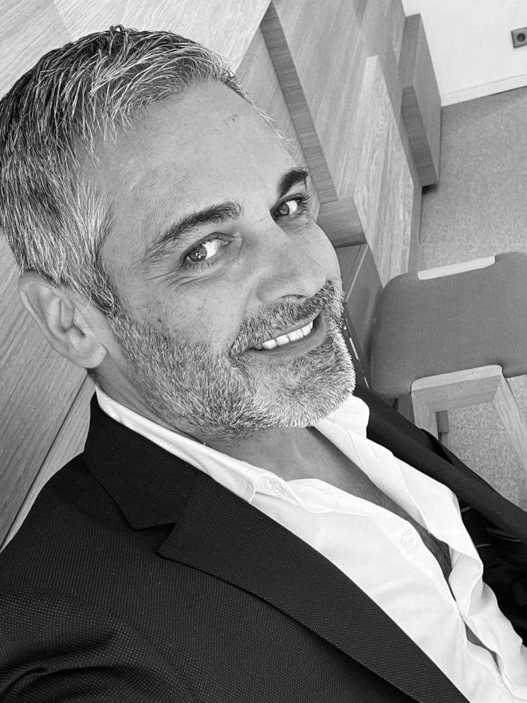 Frank MAGANA