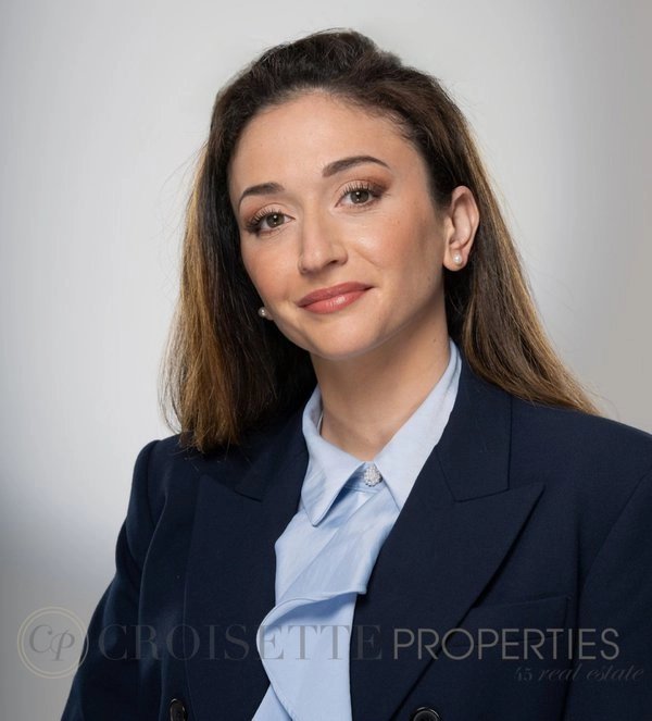 Nesma Chloé BEKKAT